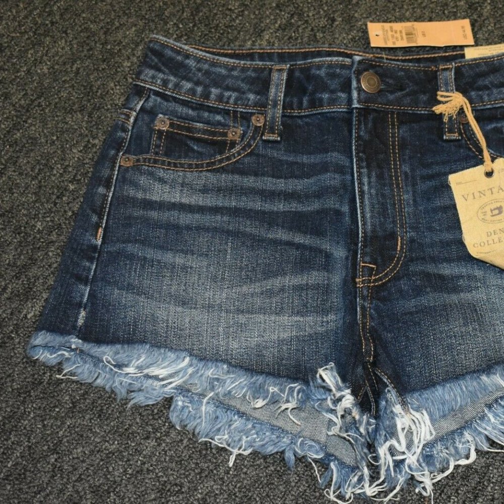 AE Ladies Vintage Denim High Rise Festival- Blue Jean Shorts - Picture 5 of 5